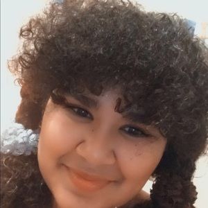 Meet your Posher, Breeann